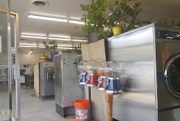 Peoria Plaza Coin Laundry