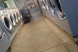 Azul Laundromat