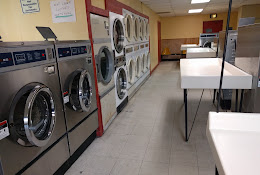 Del Mar Laundromat