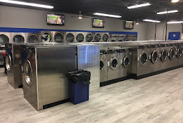 Suds Laundromat