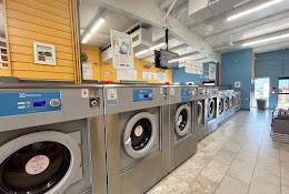 Bayshore Gardens Laundromat