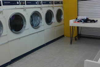 Mouro’s Cleaners & Laundromat